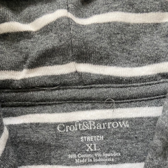 Croft and Barrow Gray Quilted Detail Hooded Zip Up Jacket - Picture 3 of 3